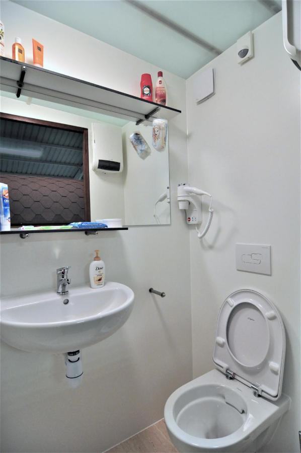 Your Double Birdsnest On Wheels อัมสเตอร์ดัม ภายนอก รูปภาพ